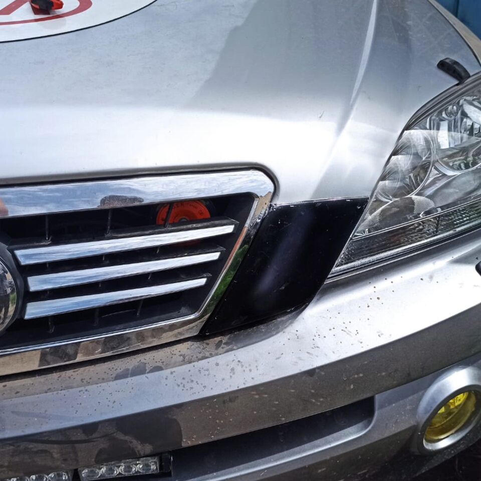 Kia Sorento 2002-2006 Yılları Arası Uyumlu Kaput Rüzgarlığı Eki 2 Prç.