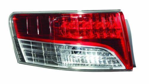TOYOTA AVENSIS (T27) 09-11 STOP LAMBASI DIS SAG 81551-05250 DEPO